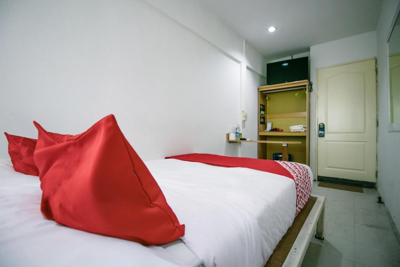 Oyo 568 Art Hotel Hua Lamphong بانكوك المظهر الخارجي الصورة