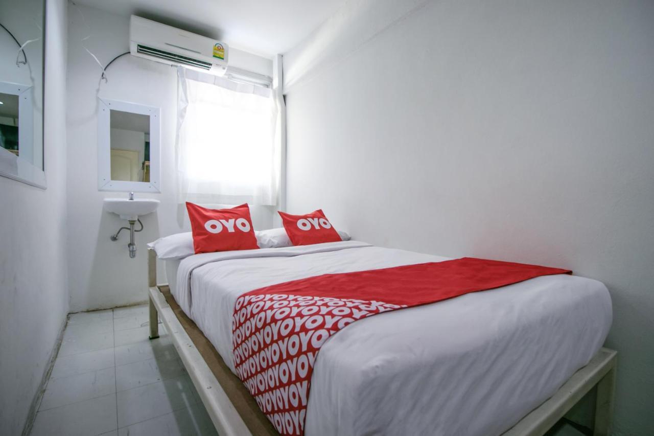 Oyo 568 Art Hotel Hua Lamphong بانكوك المظهر الخارجي الصورة